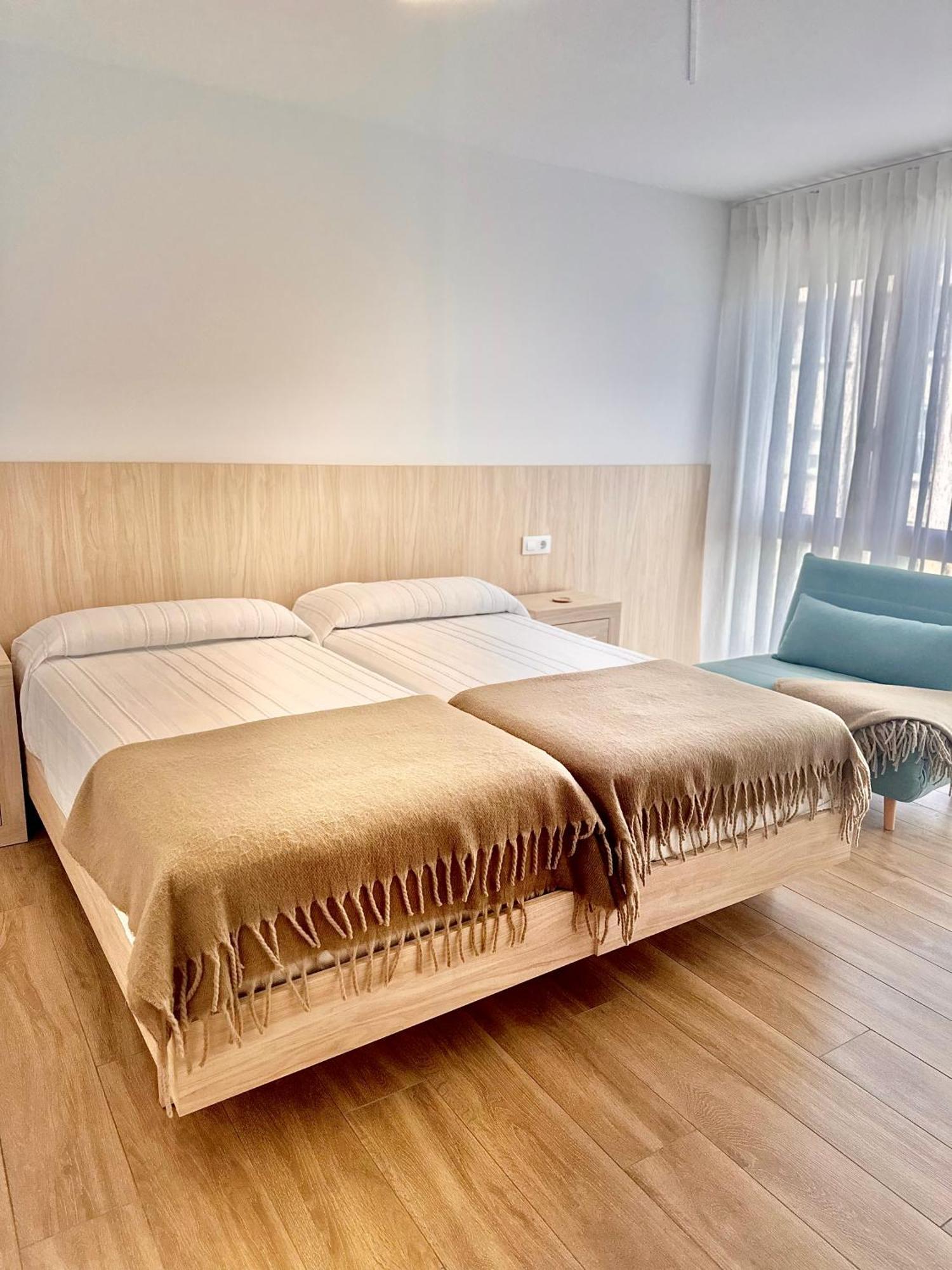 Pension Beiramar Cee Exterior photo